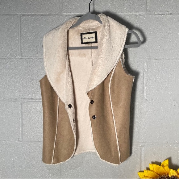 Olive&Oak Tan Sherpa Vest Size Small - Picture 6 of 10